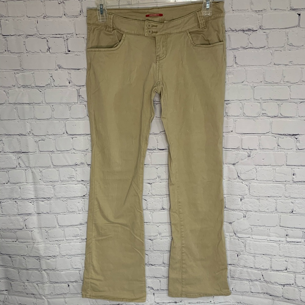 Unionbay Stretch Khaki Colored Pants Size 11